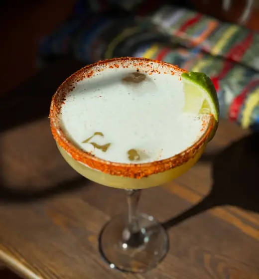 Margarita z crustą z tajín i limonką
